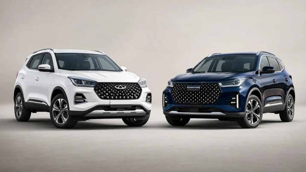 Chery Tiggo 4 и TENET T4 рядом на светлом студийном фоне