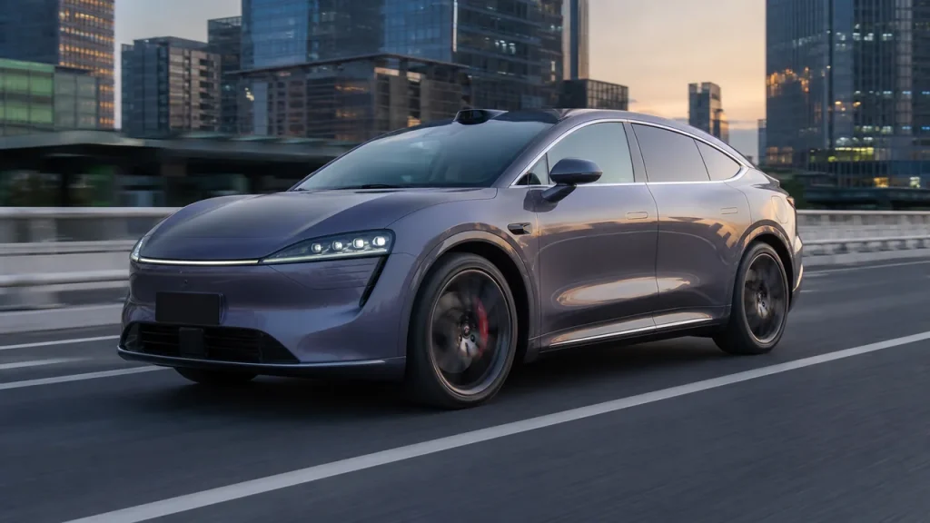 Электрический Luxeed RX совместной разработки Chery и Huawei
